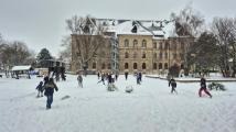 Ein Wintertag an der Grundschule